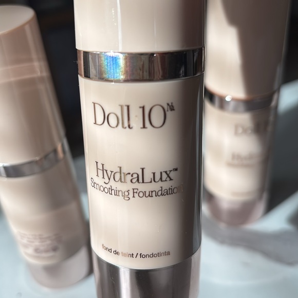 New Doll 10 Medium Hidralux Foundation make up 1 fl oz - Picture 3 of 12
